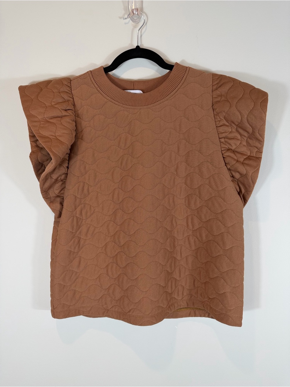 Ces Femme Quilted Ruffle Sleeve Shirt in Brown Size Large